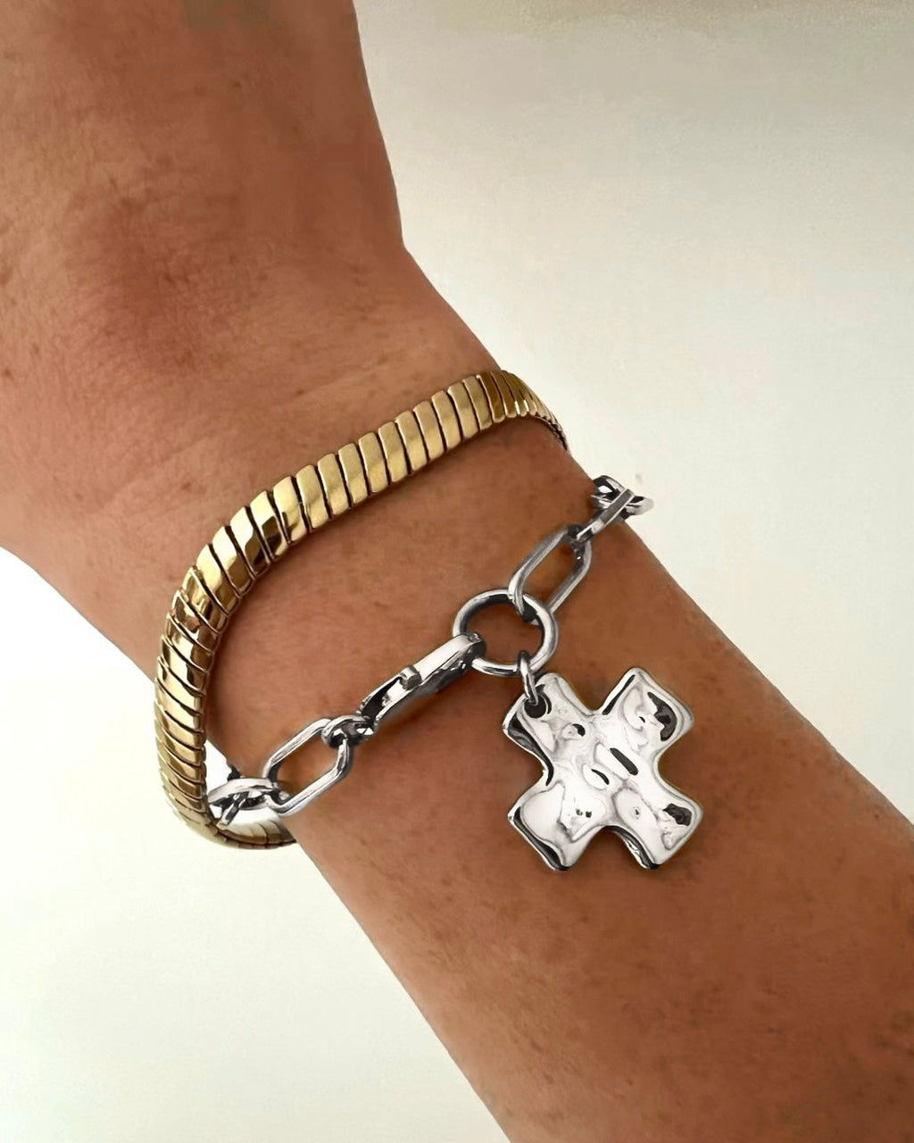 Chunky Cross Bracelet Set - Mixed Metals