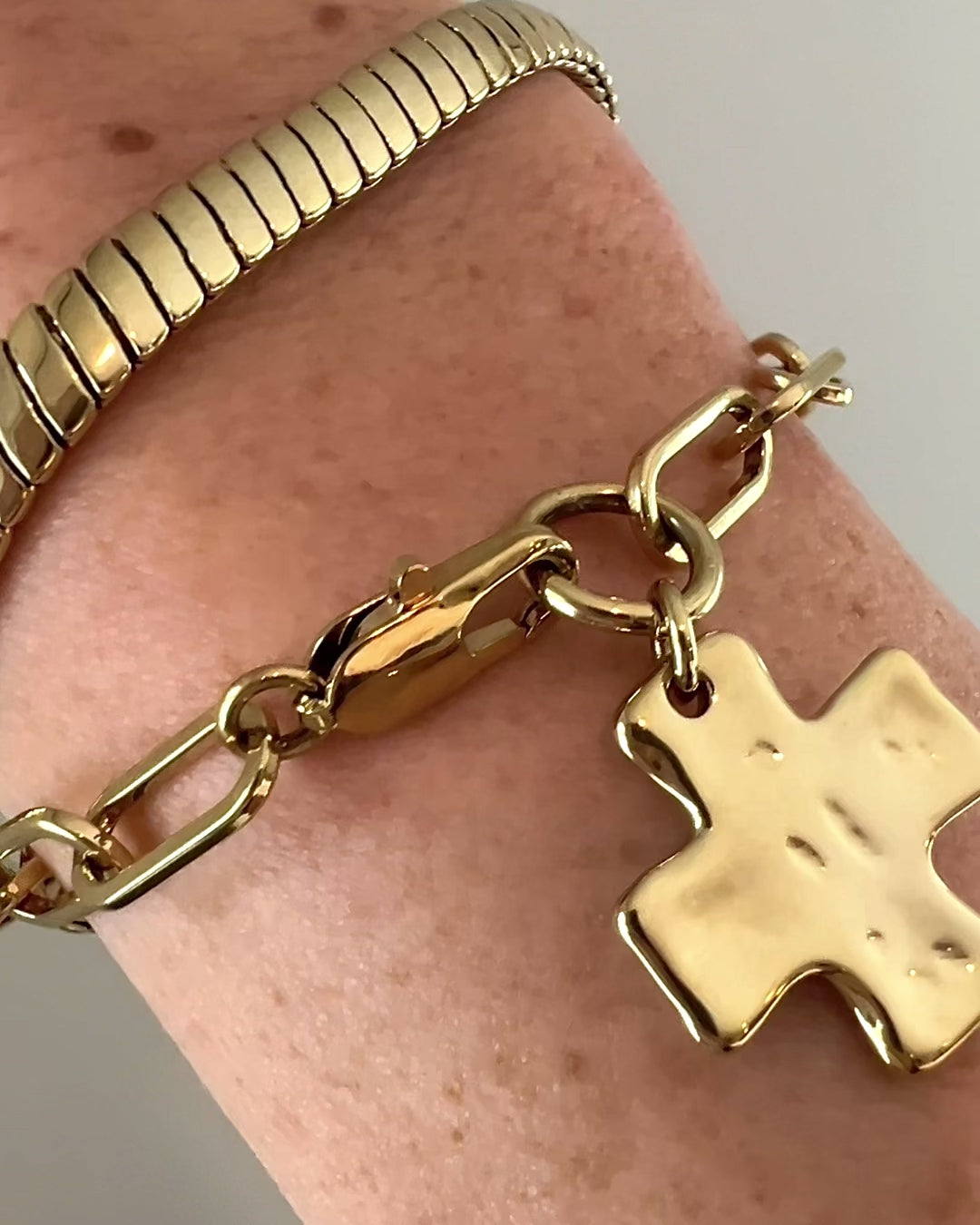 Chunky Cross Bracelet Set